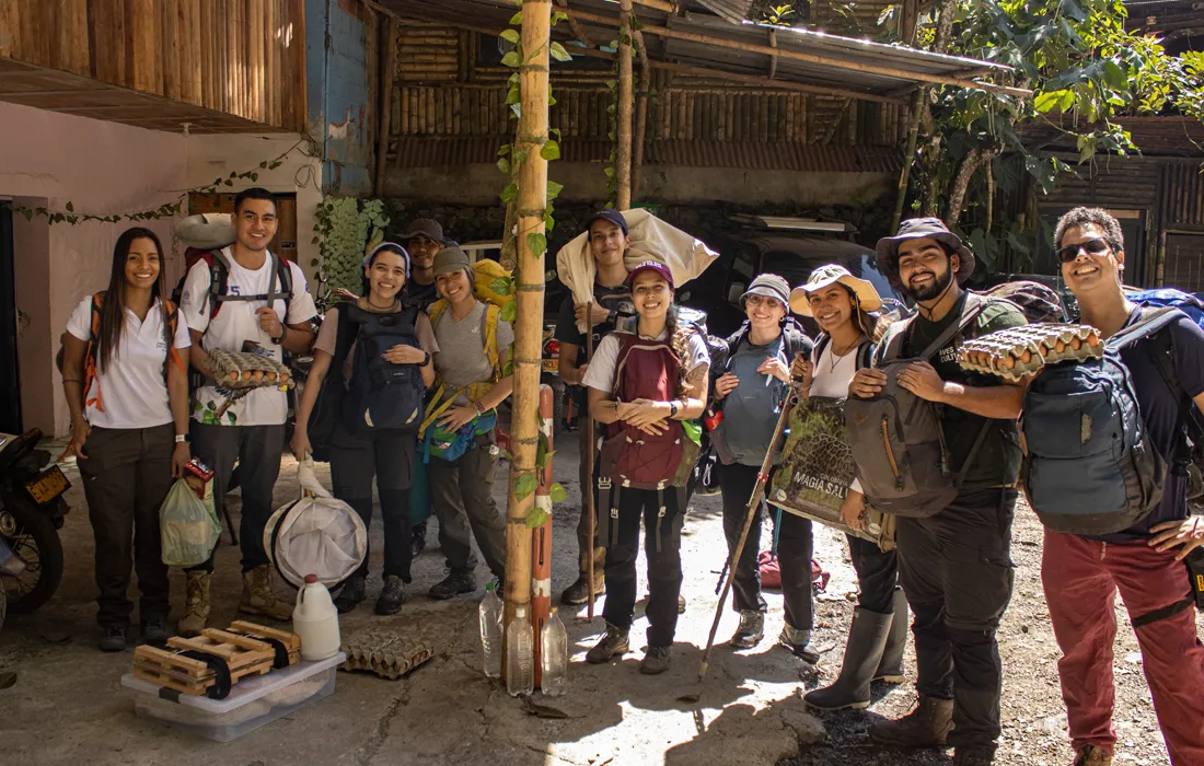 Un legado de conservación: la travesía de los estudiantes de Biología que hacen parte del equipo de investigación de la Fundación Farallones