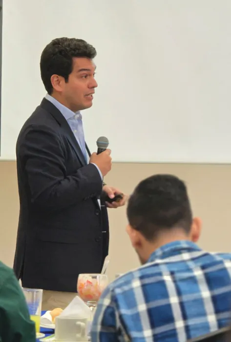 David Gelves en la Javeriana Cali